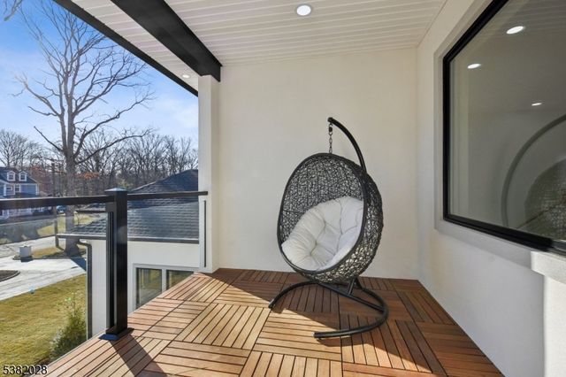 19 Highlander Dr, Scotch Plains Twp., NJ 07076