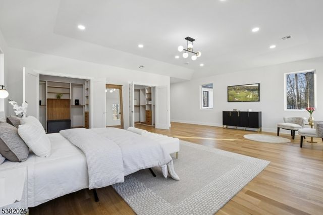 19 Highlander Dr, Scotch Plains Twp., NJ 07076