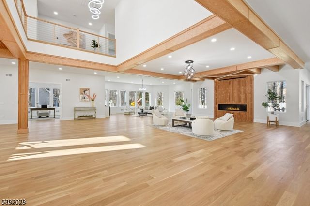 19 Highlander Dr, Scotch Plains Twp., NJ 07076