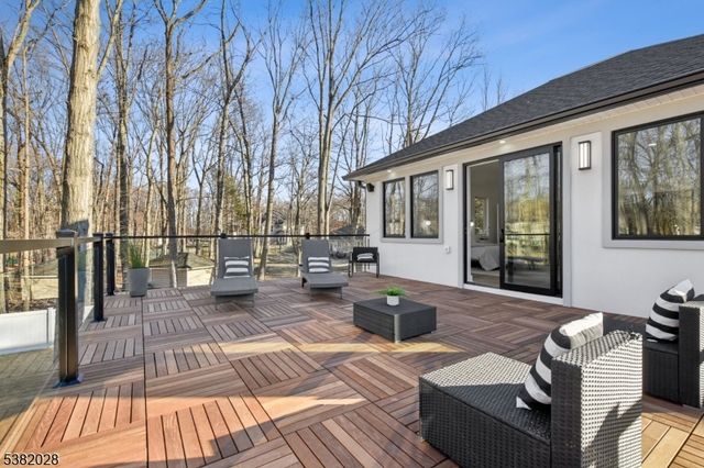 19 Highlander Dr, Scotch Plains Twp., NJ 07076