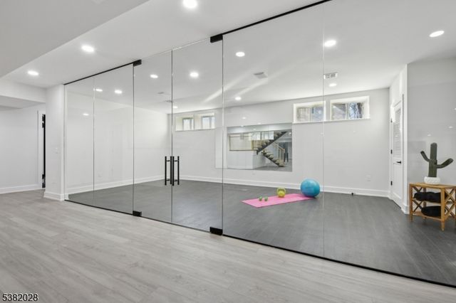 19 Highlander Dr, Scotch Plains Twp., NJ 07076