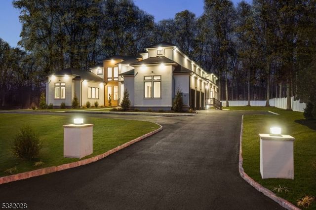 19 Highlander Dr, Scotch Plains Twp., NJ 07076