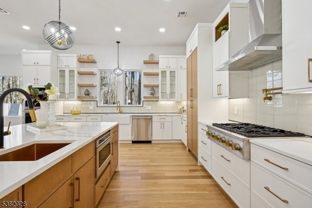 19 Highlander Dr, Scotch Plains Twp., NJ 07076