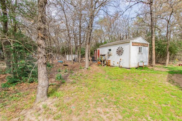 10888 West US Highway 79, Hearne, TX 77859