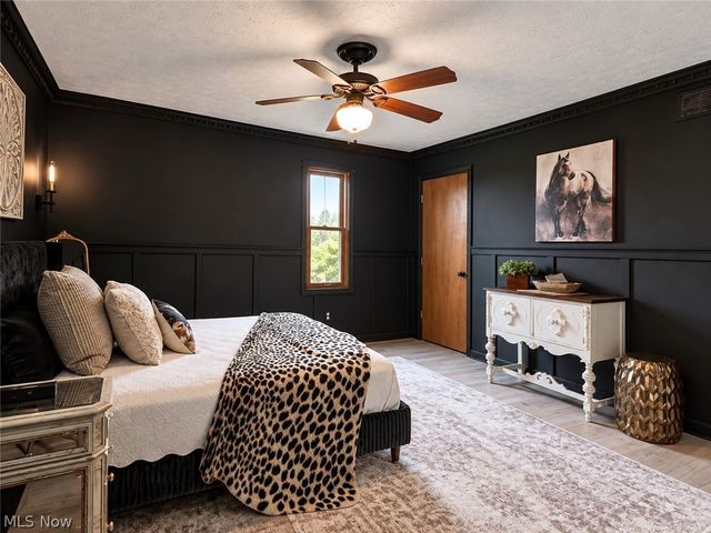 1102 E Garfield Road, Aurora, OH 44202