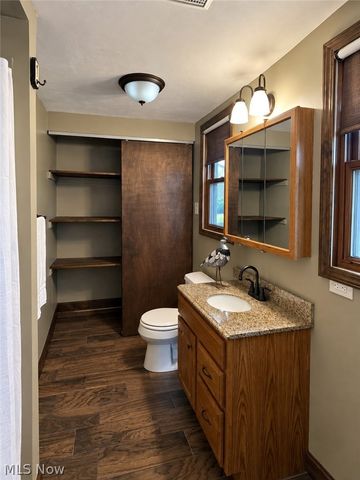 1102 E Garfield Road, Aurora, OH 44202