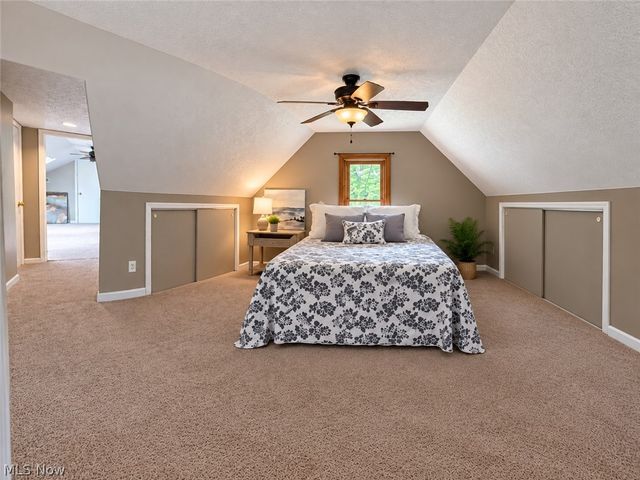 1102 E Garfield Road, Aurora, OH 44202