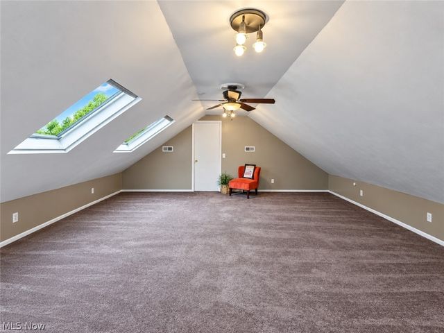 1102 E Garfield Road, Aurora, OH 44202