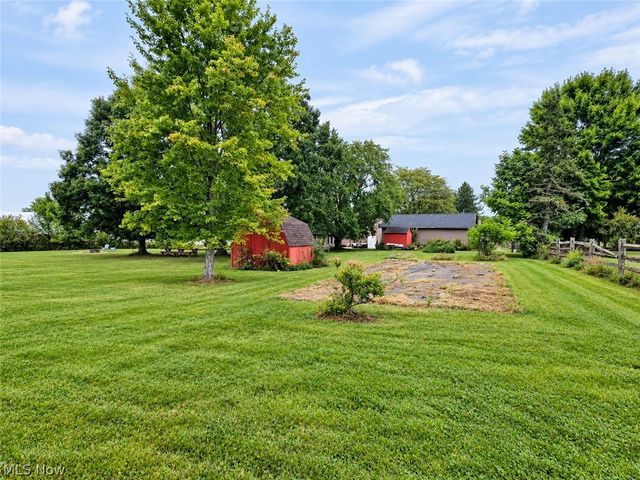1102 E Garfield Road, Aurora, OH 44202