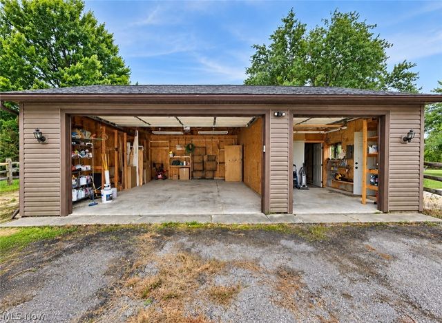 1102 E Garfield Road, Aurora, OH 44202