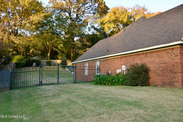 2344 Bethany Drive, Southaven, MS 38671