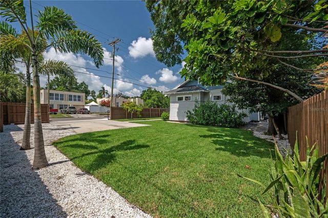 5301 N CENTRAL AVENUE, Tampa, FL 33603
