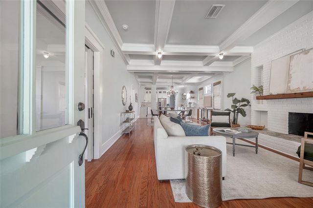 5301 N CENTRAL AVENUE, Tampa, FL 33603