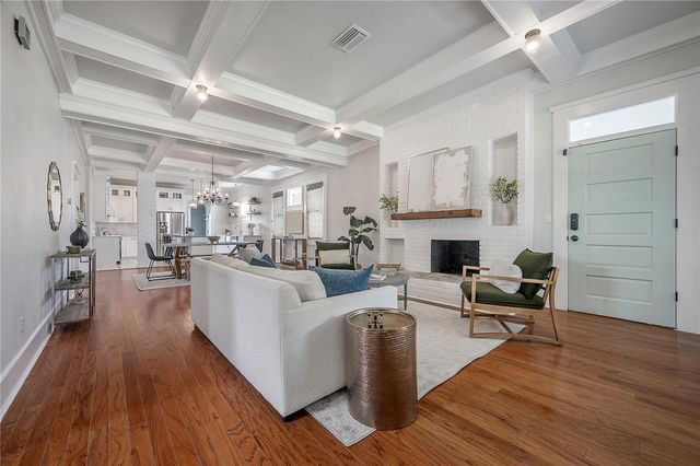 5301 N CENTRAL AVENUE, Tampa, FL 33603