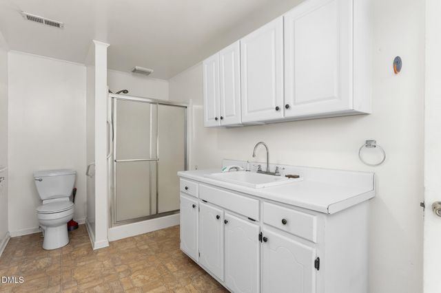 1000 Hanford Road, Graham, NC 27253
