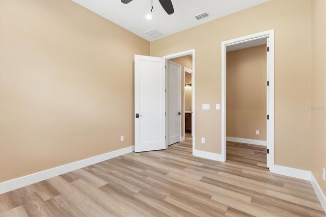 2540 NE 77TH ROAD, Wildwood, FL 34785