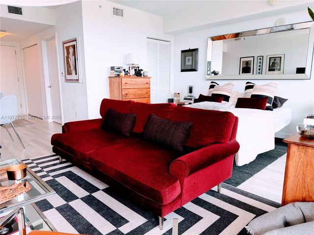 4250 Biscayne Blvd 803, Miami, FL 33137