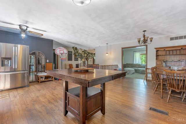 9889 Staley Road, Franklin Twp, OH 45005