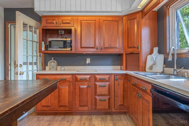 9889 Staley Road, Franklin Twp, OH 45005