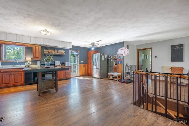 9889 Staley Road, Franklin Twp, OH 45005