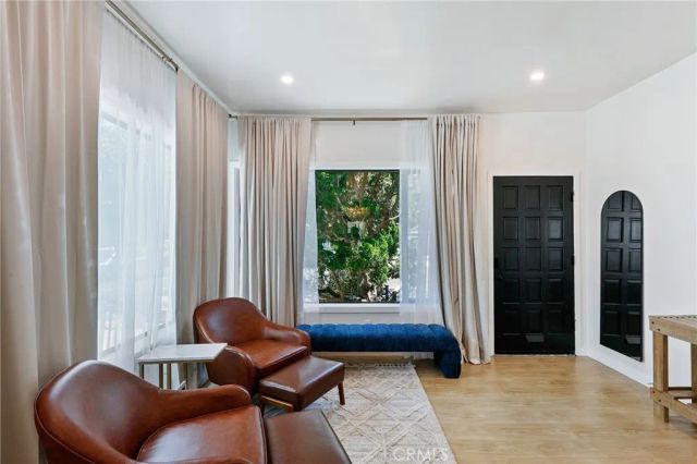 1317 E 1st, Long Beach, CA 90802