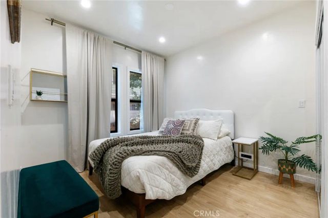 1317 E 1st, Long Beach, CA 90802