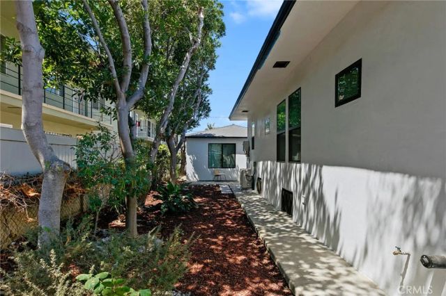 1317 E 1st, Long Beach, CA 90802
