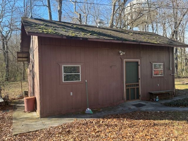 150 Emmett Stone Ln, Normandy, TN 37360