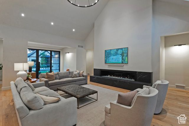 2138 E PHEASANT LN, Holladay, UT 84121