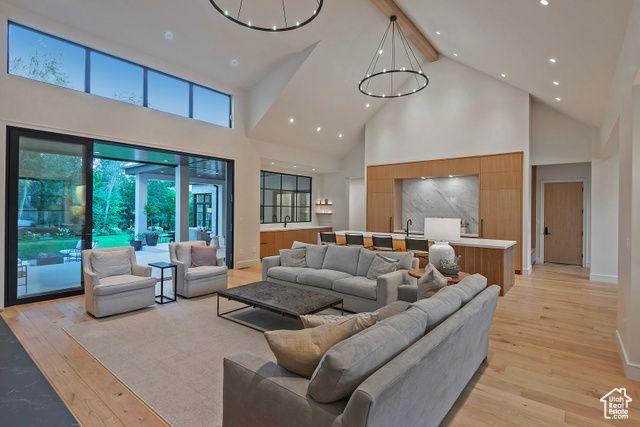 2138 E PHEASANT LN, Holladay, UT 84121