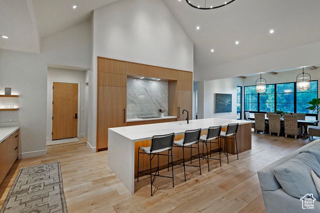 2138 E PHEASANT LN, Holladay, UT 84121