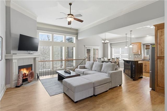 9425 N Spruce Court, Kansas City, MO 64156