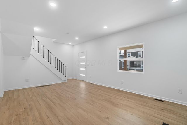 1474 Hildreth Avenue, Columbus, OH 43203