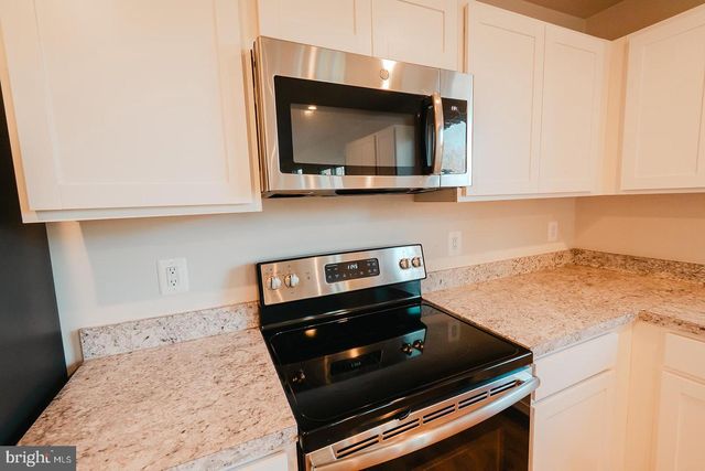 100 COVILLE ST, Middletown, VA 22645