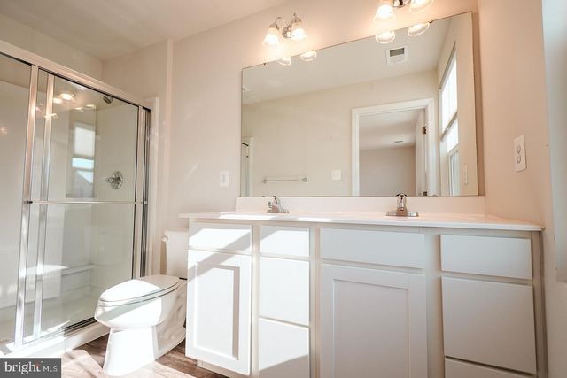 100 COVILLE ST, Middletown, VA 22645