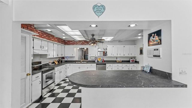 1420 LONG STREET, Lakeland, FL 33801