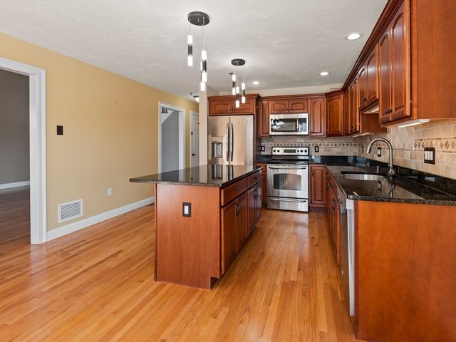 268 Magill Dr 268, Grafton, MA 01519