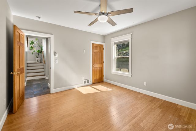 109 S 5th St Alley, Roslyn, WA 98941