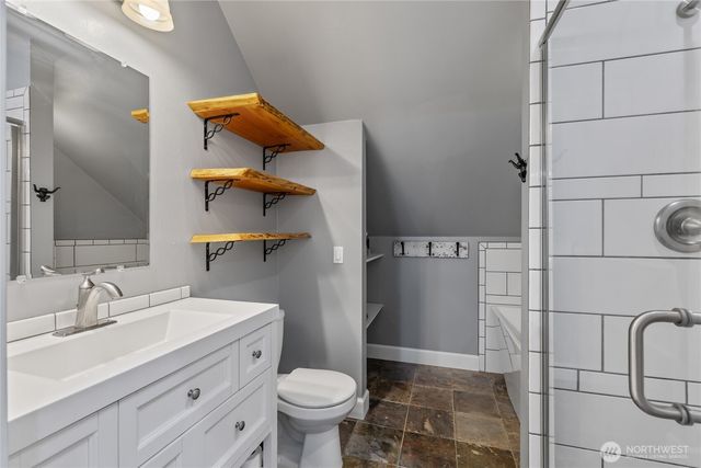 109 S 5th St Alley, Roslyn, WA 98941