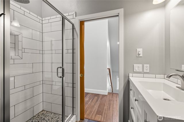 109 S 5th St Alley, Roslyn, WA 98941