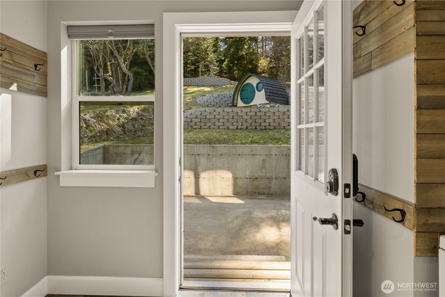 109 S 5th St Alley, Roslyn, WA 98941