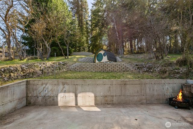 109 S 5th St Alley, Roslyn, WA 98941