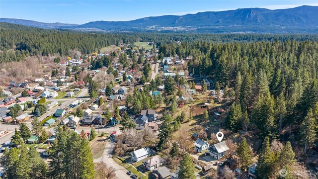 109 S 5th St Alley, Roslyn, WA 98941