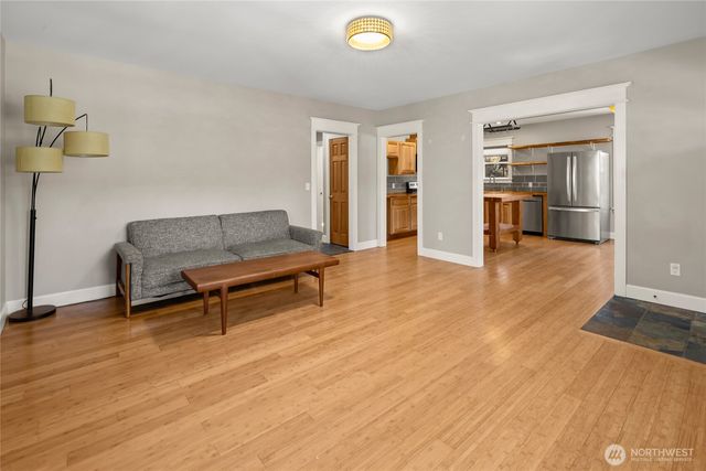 109 S 5th St Alley, Roslyn, WA 98941