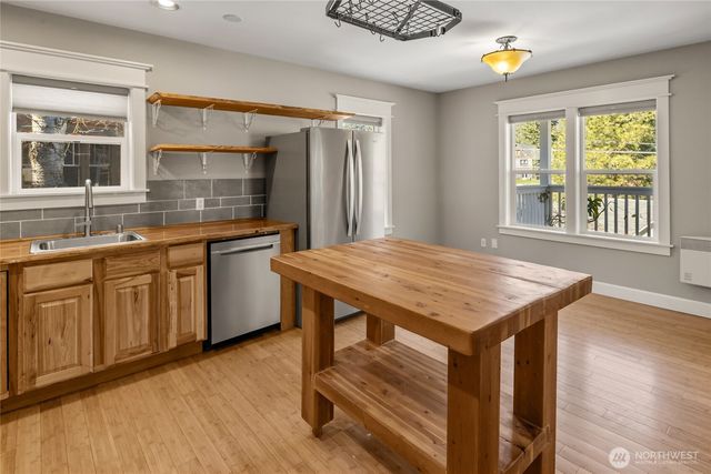 109 S 5th St Alley, Roslyn, WA 98941