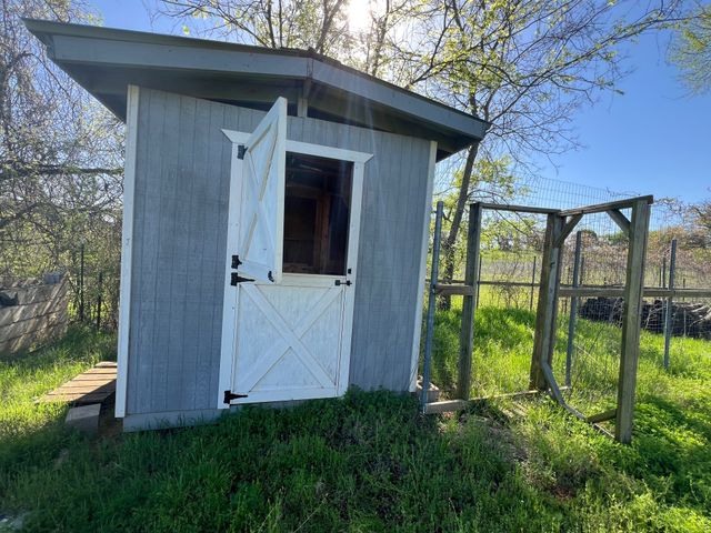 41 Kelsey Road, Denison, TX 75021