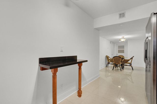 1962 NE 6th Street 4a, Deerfield Beach, FL 33441