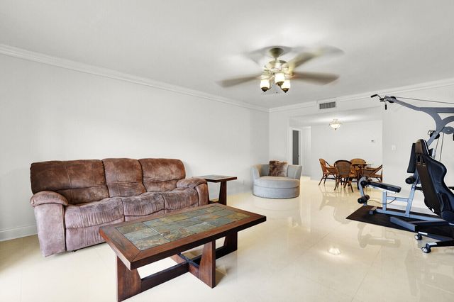 1962 NE 6th Street 4a, Deerfield Beach, FL 33441
