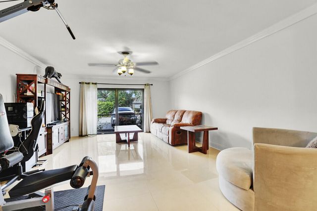 1962 NE 6th Street 4a, Deerfield Beach, FL 33441