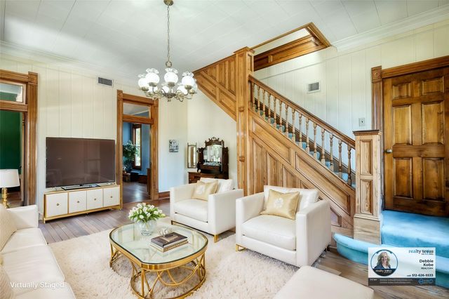 602 E Liberty Ave E, Round Rock, TX 78664